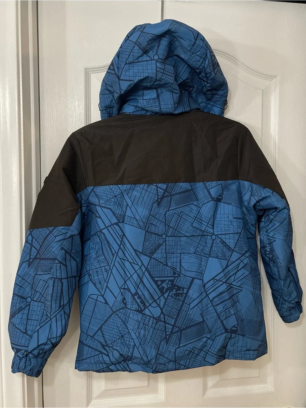 NWOT Kids Blue & Black Insulated Ski Jacket with Hood